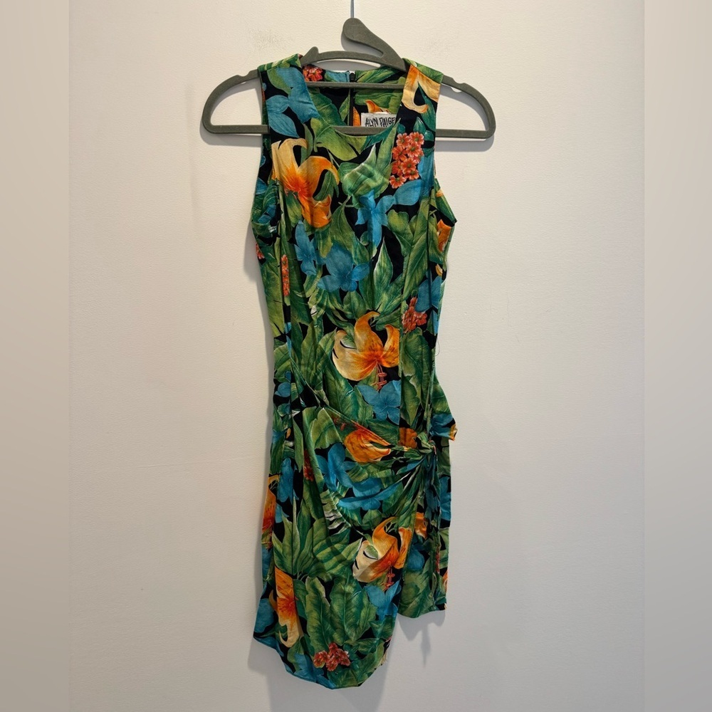 Alyn Paige Vintage Tropical Floral Print Dress